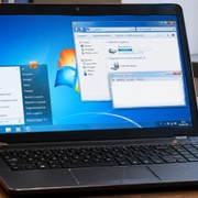 Cambia look a Windows 11: con i tool gratuiti torna lo storico effetto Aero Glas