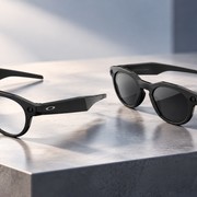 Oakley Meta HSTN in doppia offerta: gli smart glasses con Meta AI partono da 299