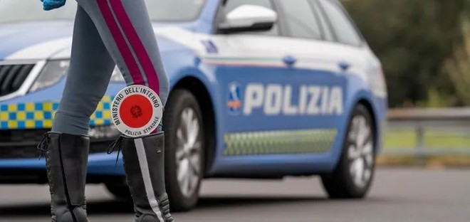Copertina: Nuovo Codice della Strada: tutte le novità e quando entra in vigore