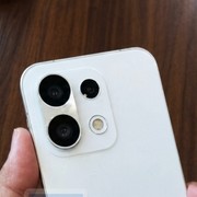 Oppo Reno 17, trapela una prima immagine reale | Rumor