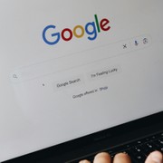 Google, come evitare le risposte dell'IA nei risultati di ricerca