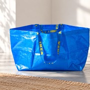 IKEA FRAKTA: la famosa borsa blu diventa più green