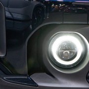 Le auto nuove perdono i fendinebbia: una dotazione storica sta diventando inutil