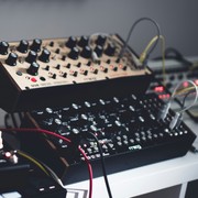 Il vibe coding sta rivoluzionando anche il mondo degli strumenti musicali