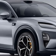 Dalla Cina arriva l&rsquo;anti-Porsche, design europeo e tecnologia del futuro