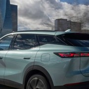 OMODA 7, debutta la full hybrid con batteria da 5 kWh: più autonomia in EV