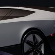 L&rsquo;AD di Ferrari pazzo della nuova Tesla, elogio inaspettato a Elon Musk