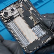 iPhone Duo, com'è fatto dentro: scopriamolo nei primi teardown