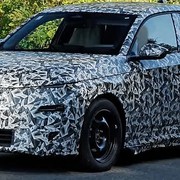 Nuova Peugeot 208, rivoluzione BEV: fino a 480 km di autonomia e ricarica in 15 