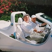 Silvio Berlusconi aveva una Twingo davvero speciale: ne esistono soltanto 18