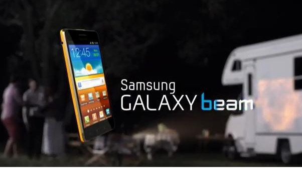 Samsung Galaxy Beam 2012 con proiettore integrato, display da 4 pollici e  processore dual core 