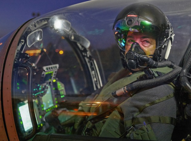 Striker II è il nuovo casco ipertecnologico per i piloti di caccia 