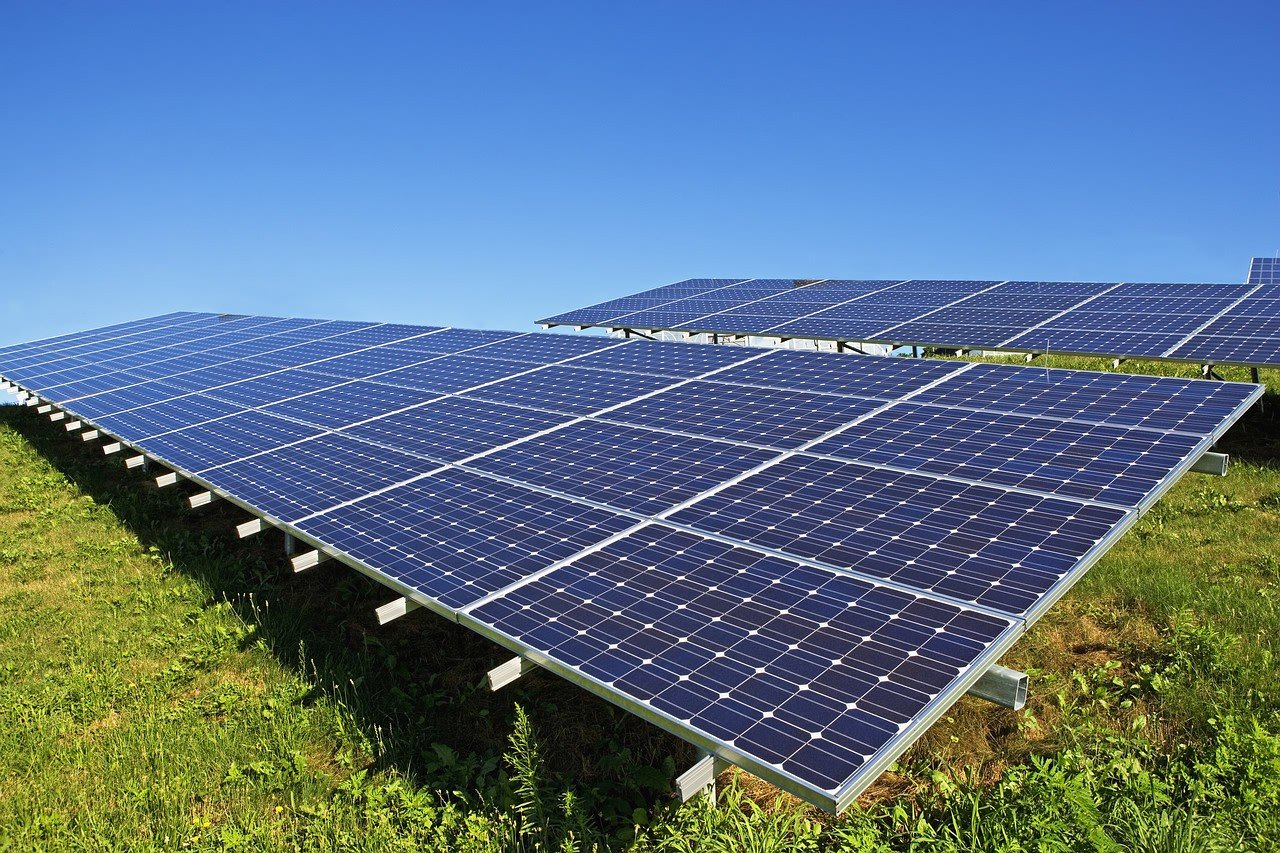 Da discarica a parco solare, l'esempio dell'aeroporto di Pittsburgh