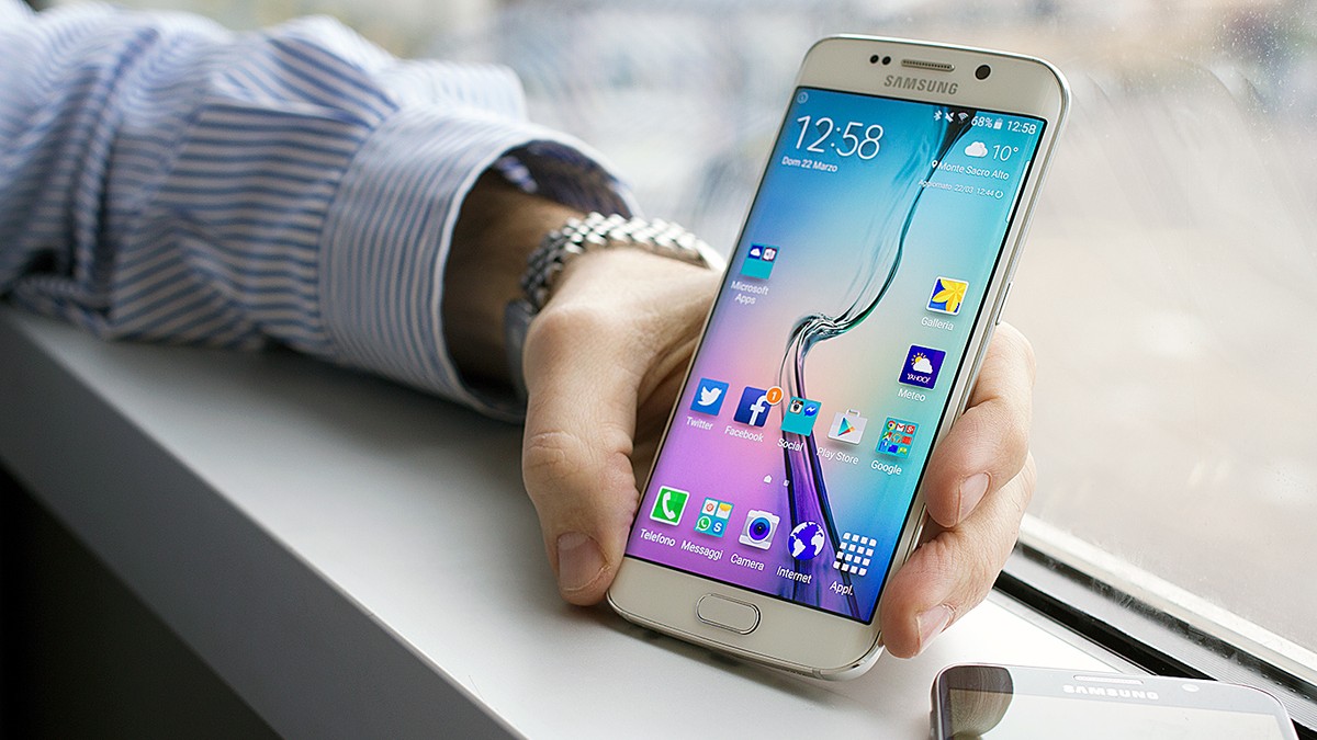 Galaxy s6 Edge. Samsung Edge 1. Samsung Galaxy s6 Edge обзор. Самсунг it.