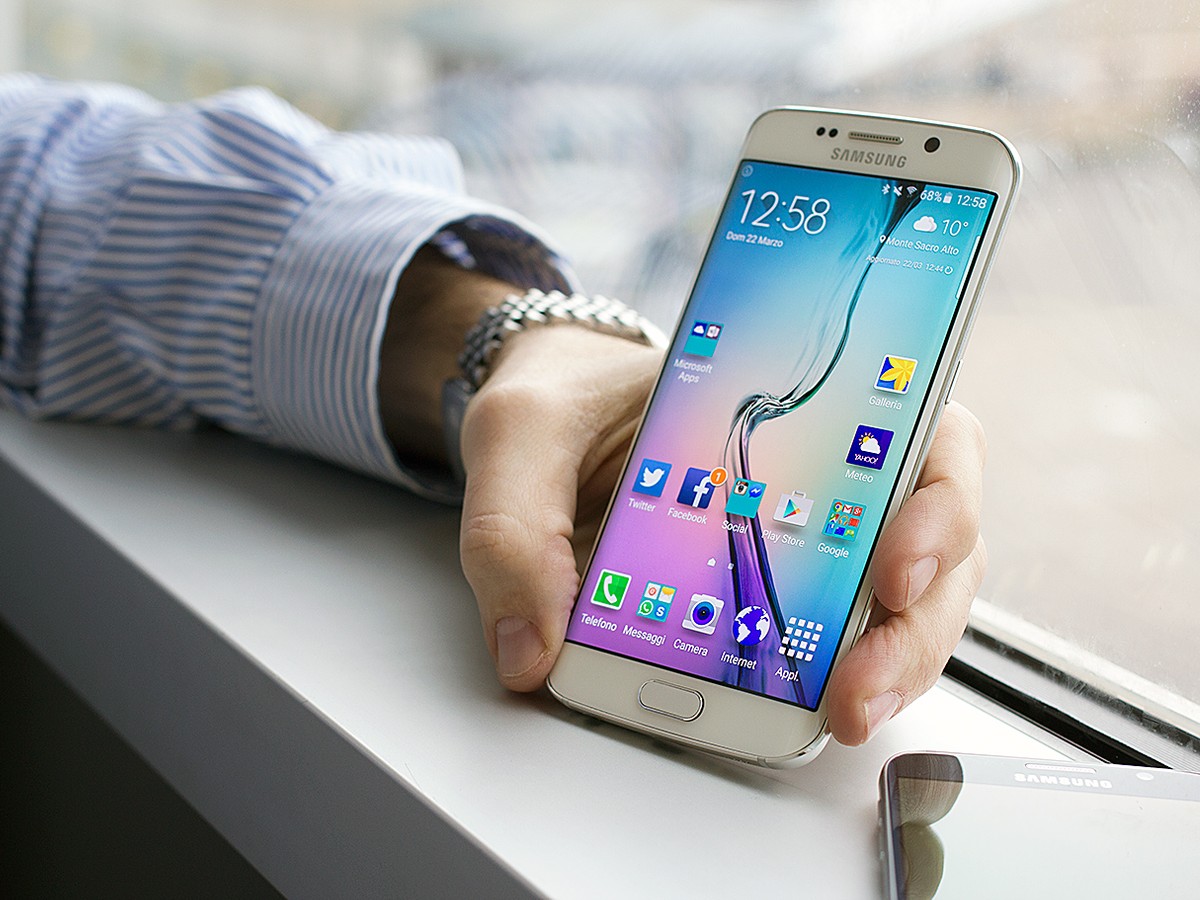 Soft samsung galaxy. Samsung Edge 1. Самсунг 720 Demo. Samsung Galaxy s6 Edge обзор.