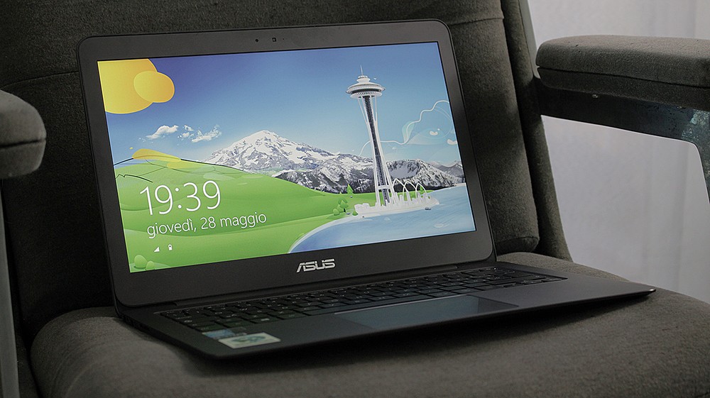Windowsノート本体 ASUS ZenBook UX305 ASUS、“Core M”採用の13.3型極薄ノート「ZenBook UX305」：未発表CPUを