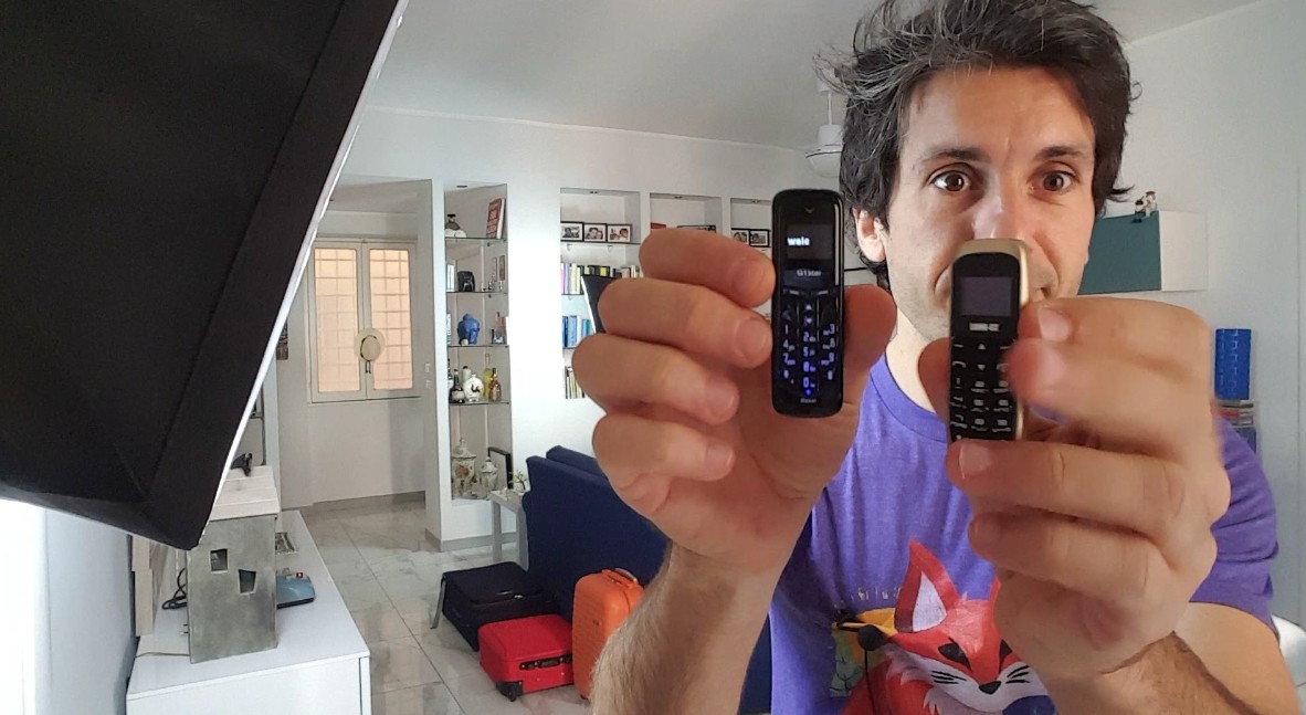 BM50: Il Mini Phone più piccolo al mondo, Video