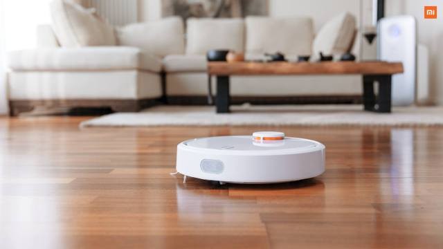 Xiaomi Mi Robot Vacuum ufficiale, aspirapolvere smart da 230 euro 