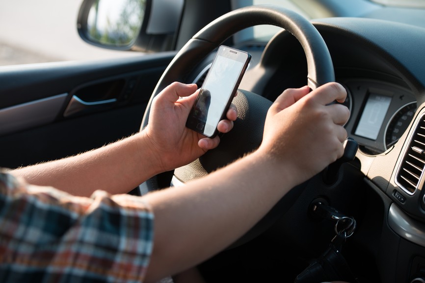 ControSterzo: italiani al volante, scarsa attenzione alla strada | Live 15.30