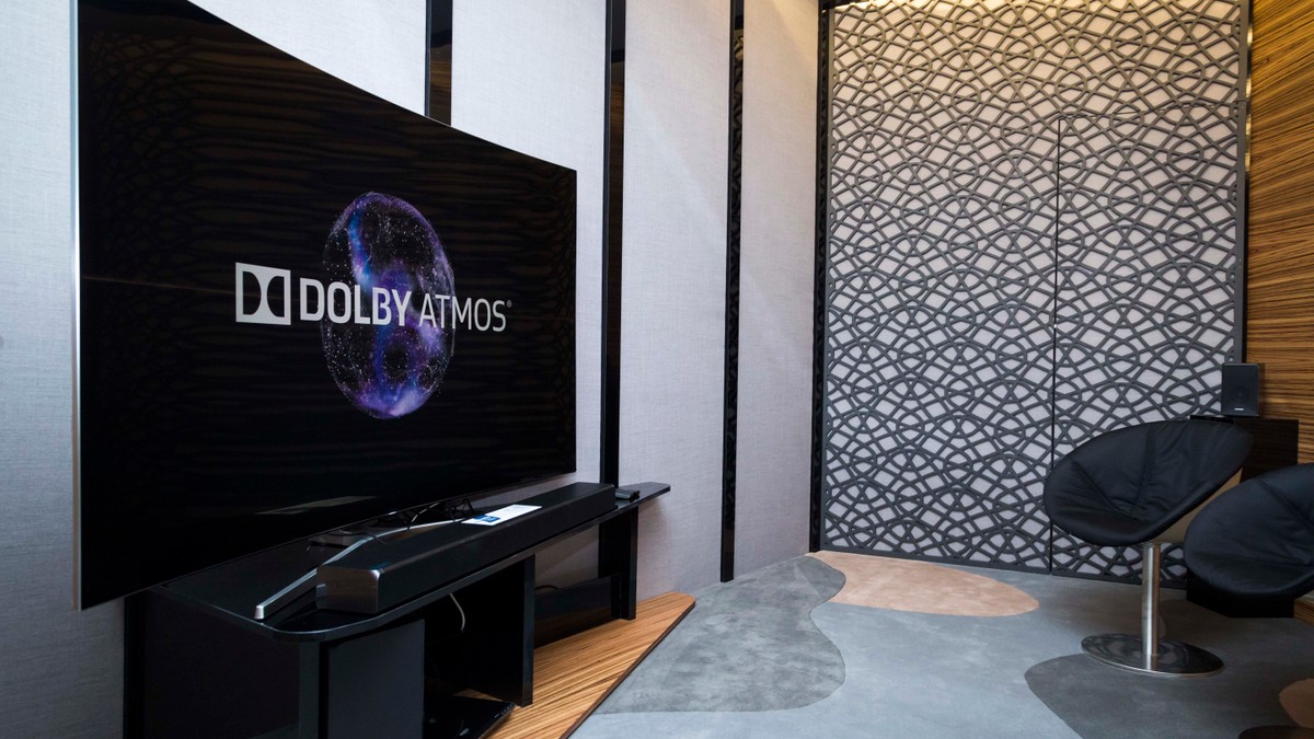 Soundbar Samsung HW-K950 con Dolby Atmos e diffusori wireless: la nostra  recensione 