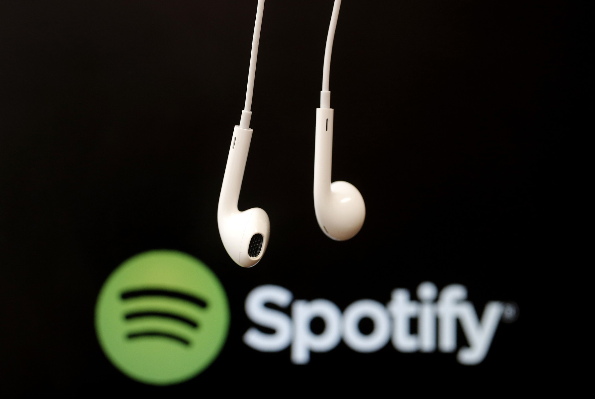 Spotify: per gli studenti sconto del 50% sull'abbonamento Premium