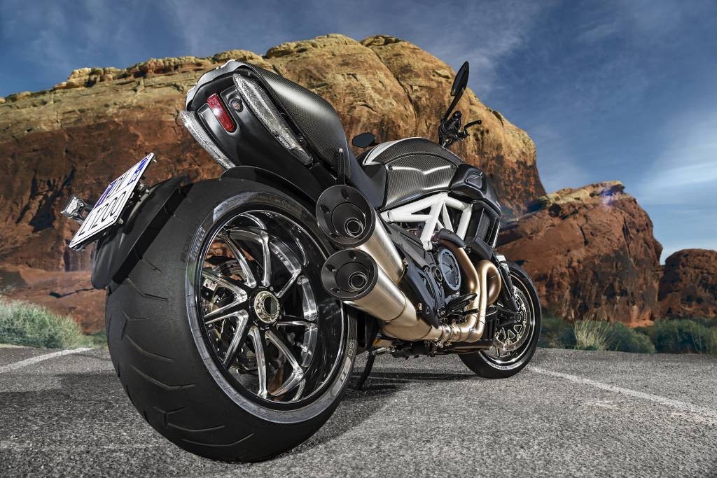 Ducati Diavel 2014 foto ufficiali
