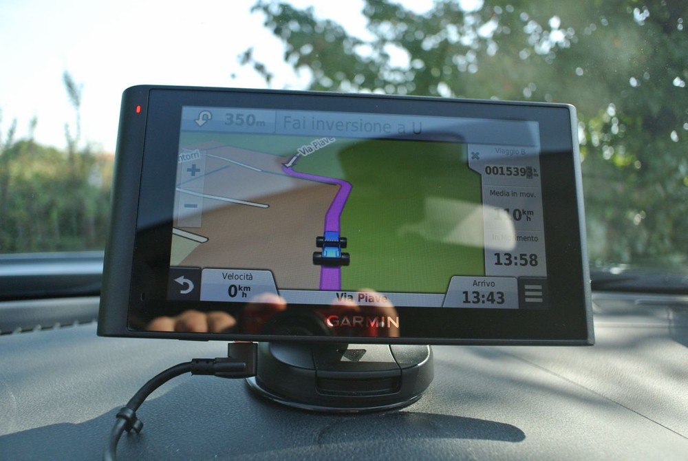 Recensione Garmin nuviCam con dashcam: la prova in viaggio 