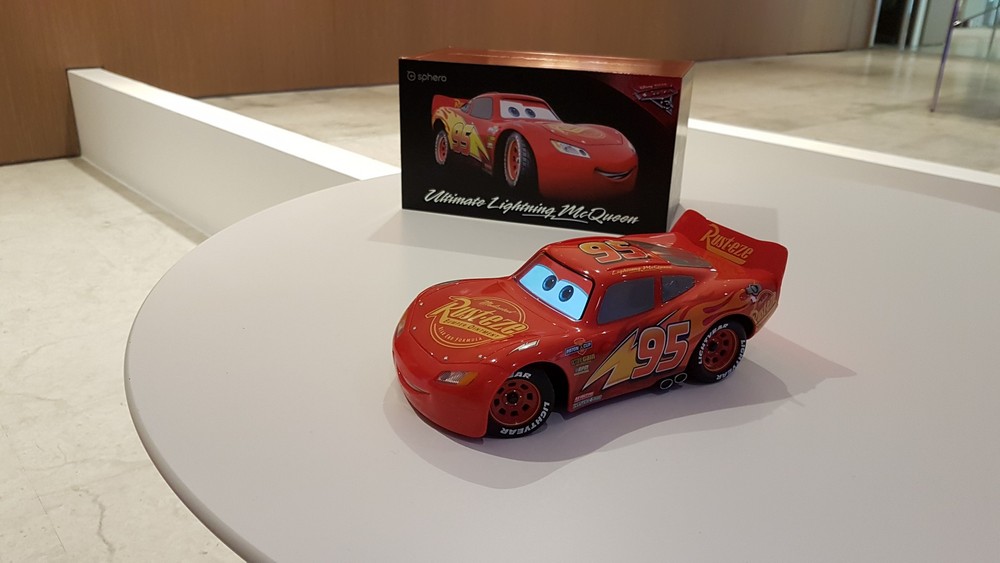 Sphero ha creato un'auto radiocomandata di Saetta McQueen, ed è uno  spettacolo