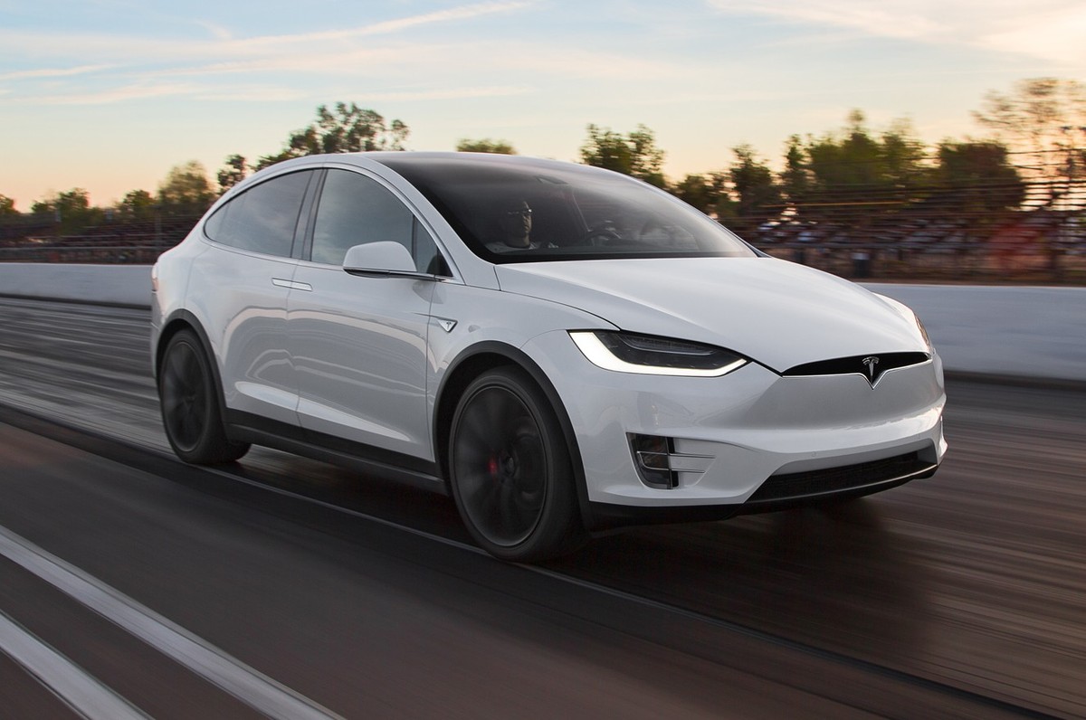 Tesla Model S and X, prices increase in Europe: an update coming?