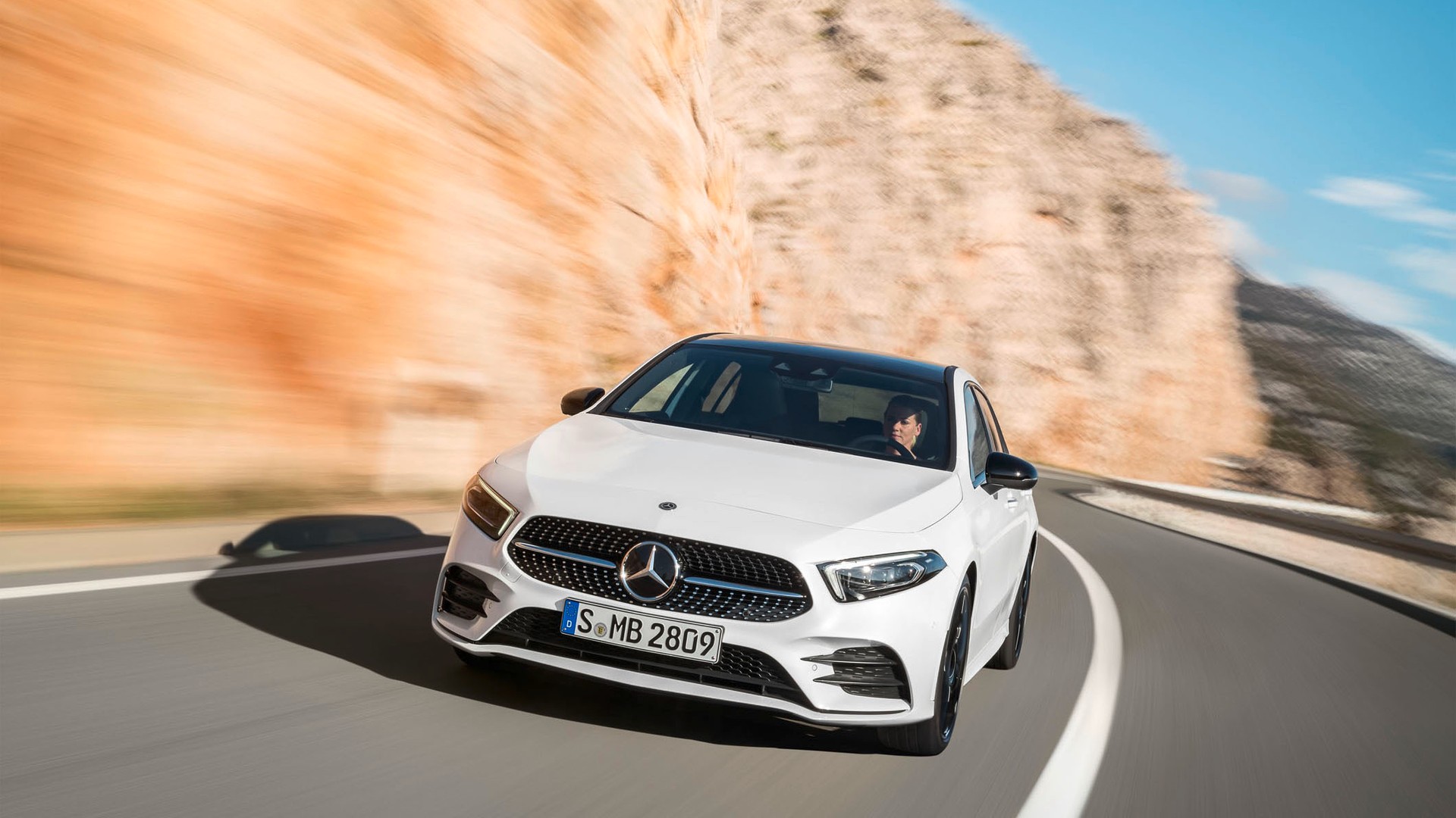 Mercedes Classe A 200 d e 220 d: arrivano i nuovi diesel da 150 e