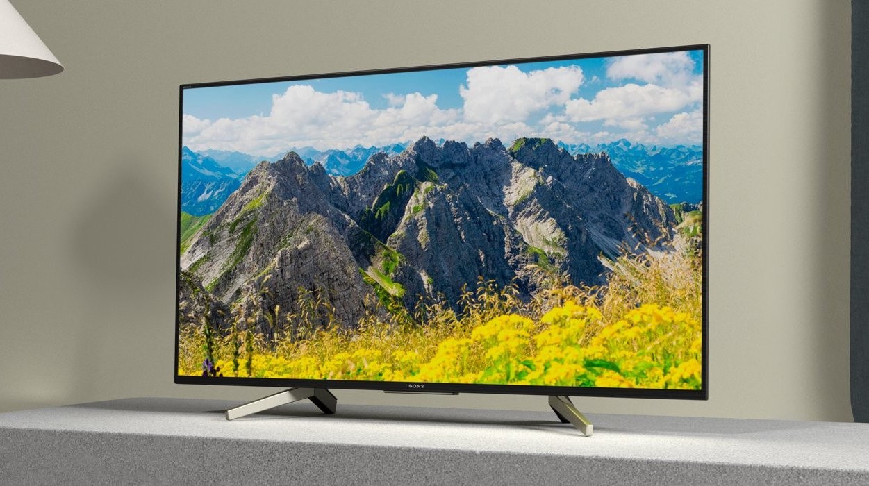 HDR TV with  and ClearAudio+, WF66