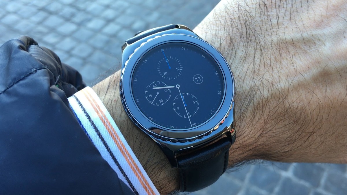 s4 r800