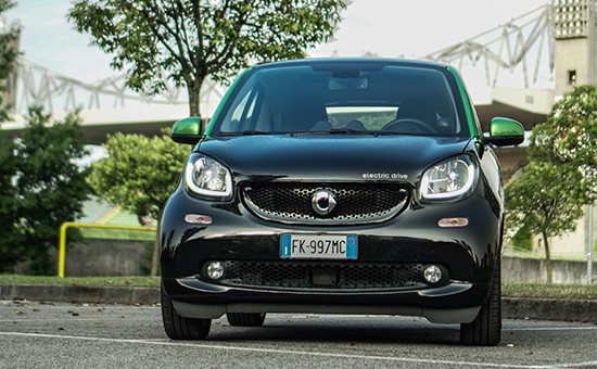 Smart EQ fortwo: guida ricarica, consumi e connettori