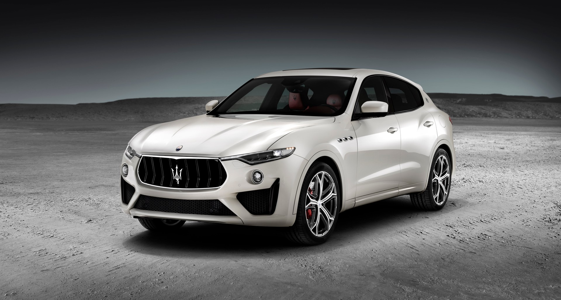 Maserati Levante Hybrid, presentazione il 19 aprile