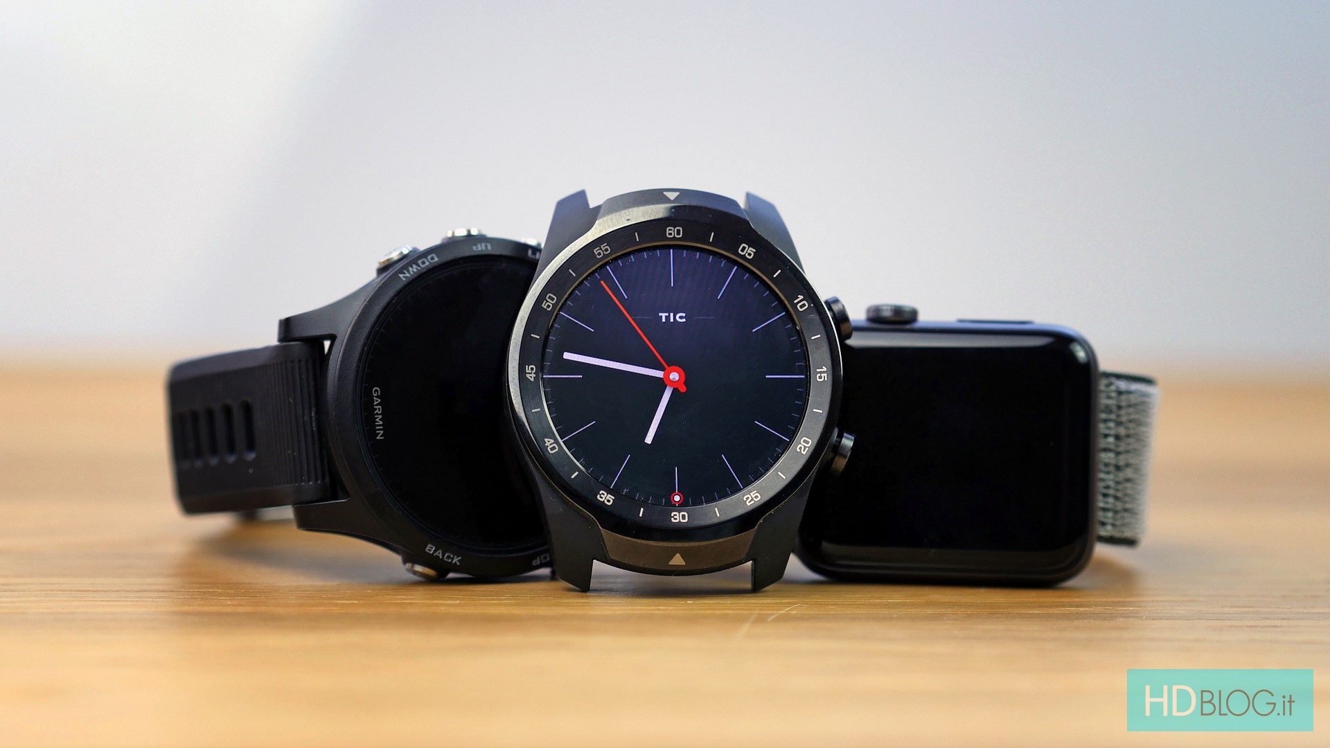 TichWatch E e TicWatch Pro con TicBand inclusa in offerta con accessori ...