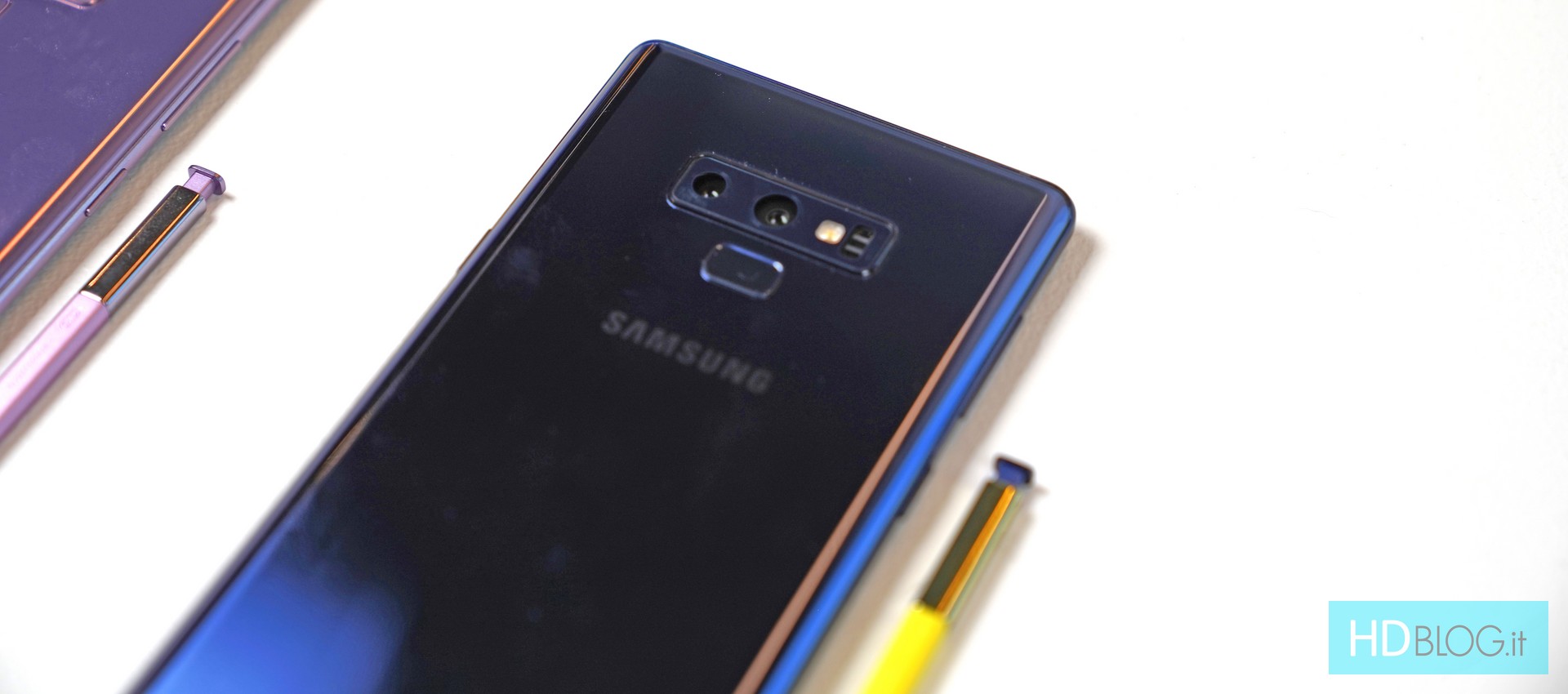 Samsung Galaxy Note 9: il porting delle app di sistema è servito