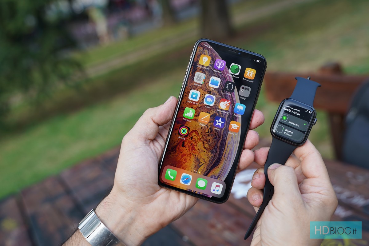 iphone xs max apple watch 4