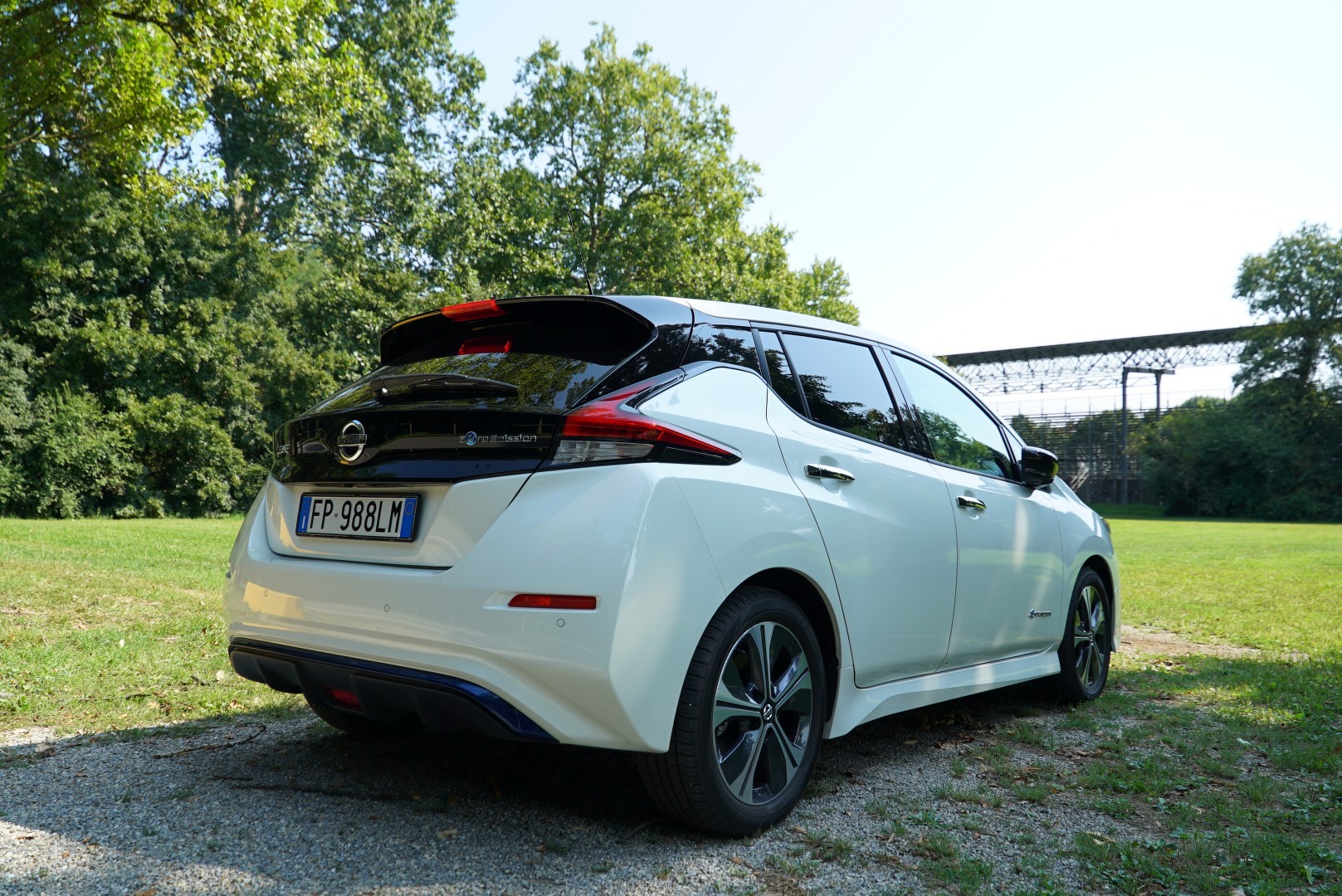 Nissan Leaf 40 Kwh Con Il Nuovo Listino Costa Di Più Ma è Più Ricca 5161