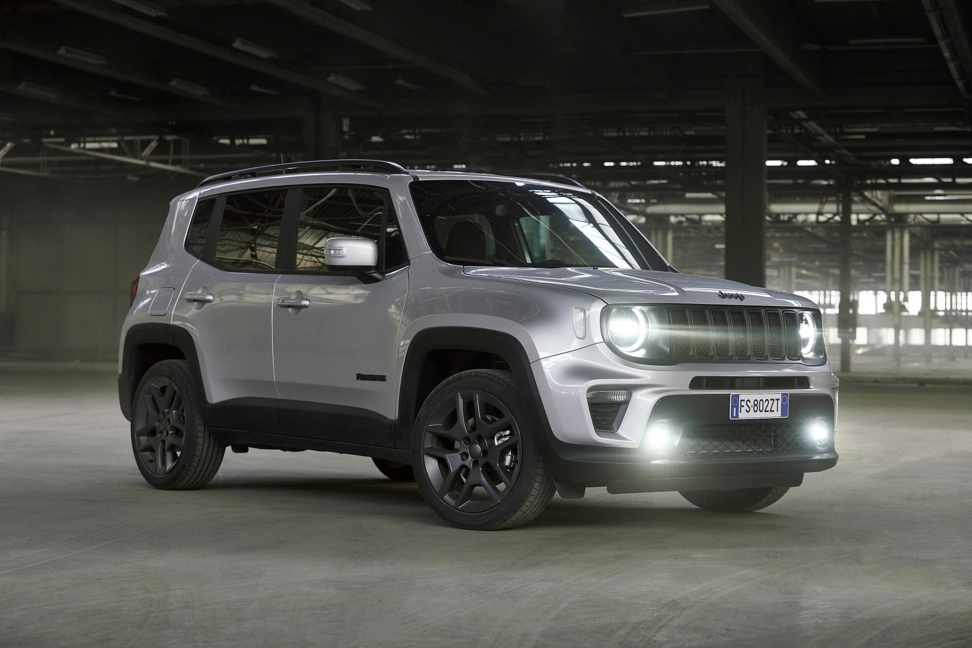 Jeep Renegade: il SUV compatto aumenta la sportività con la