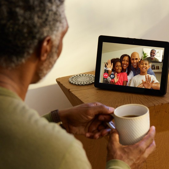 Skype arriva sui dispositivi Alexa per chiamate Voce e Video - HW Legend