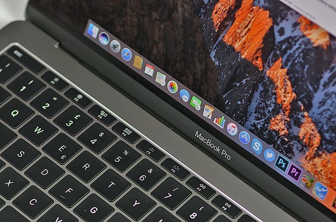 Macbook Pro 2014 A1398 Core i7 16Gb 512ssd difetto Batteria e