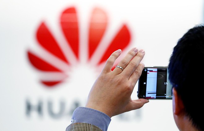 Anteprima: La crisi delle memorie presenta il conto: Huawei alza i prezzi degli smartphone