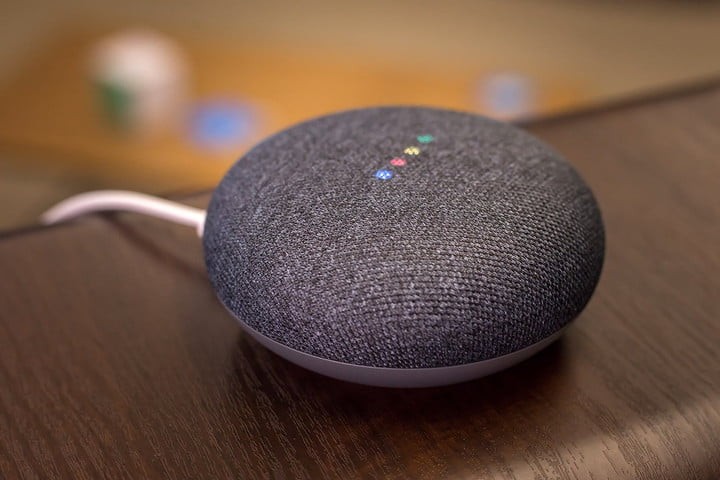 Hama Supporto A Parete Per Google Home/Nest Mini – Bianco, Salvaspazio E Quasi Invisibile