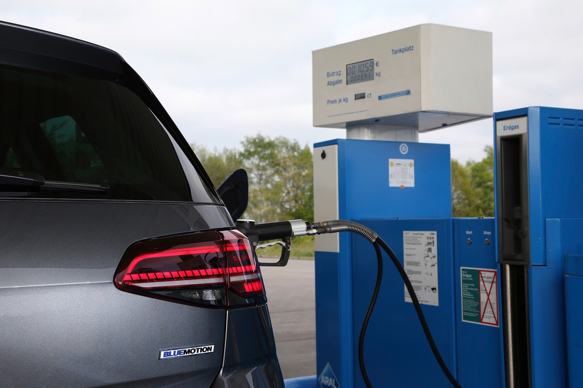 Auto a metano accordo Snam e