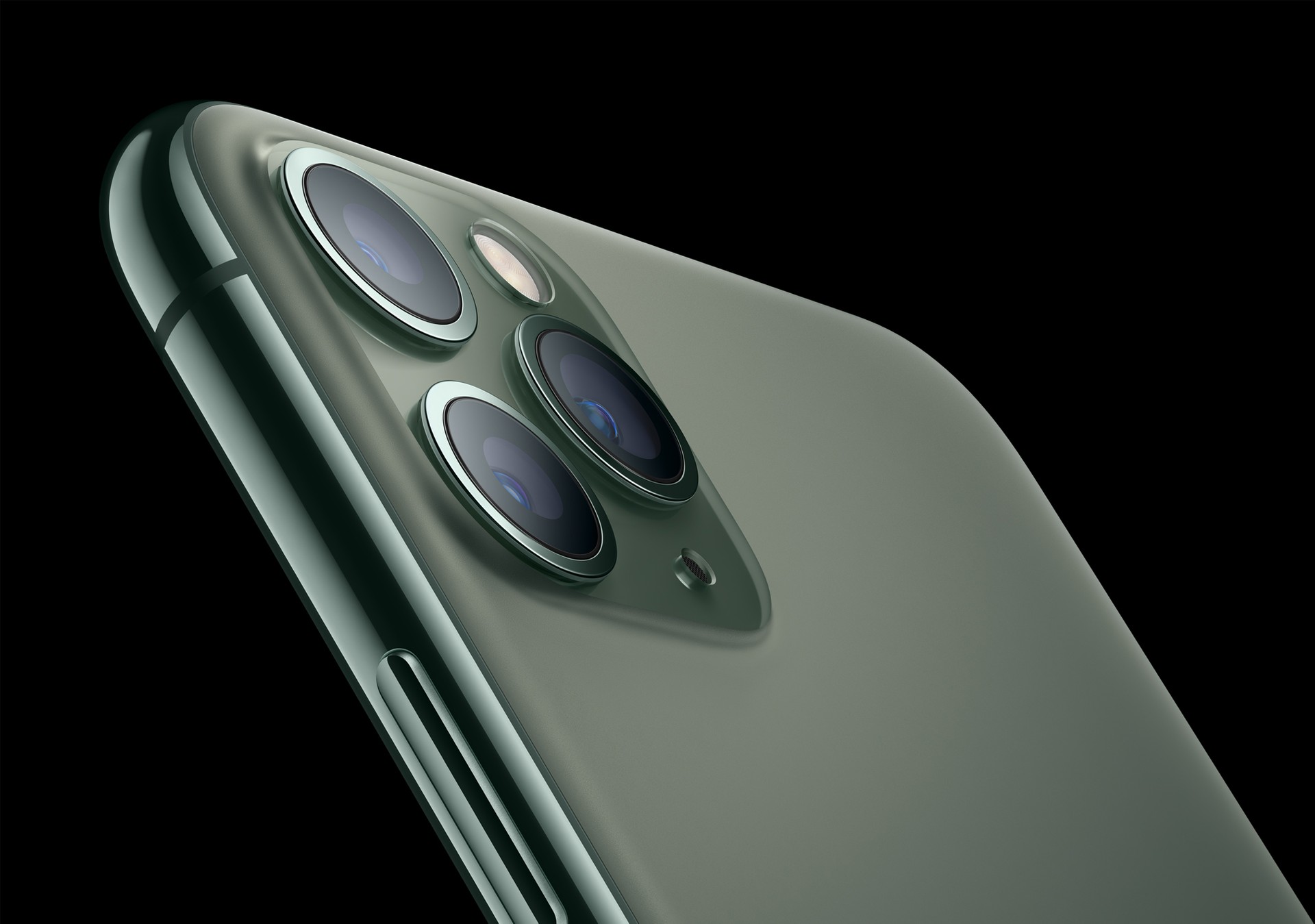 iPhone 11 Pro Max, ecco il teardown completo di iFixit