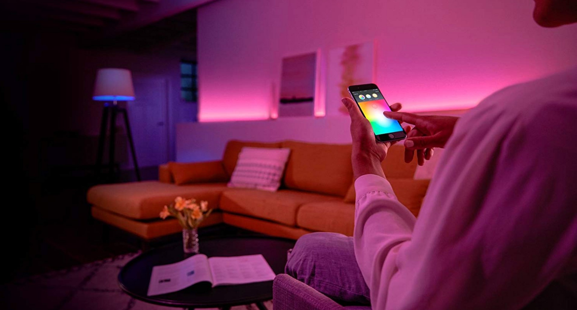 Govee Retroilluminazione 2m TV, Striscia LED RGB USB con App