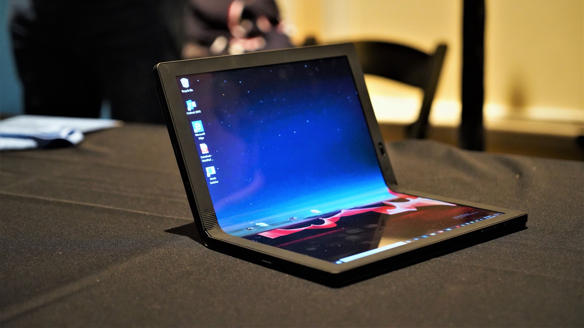 Lenovo annuncia un tablet e un convertibile con Windows 11