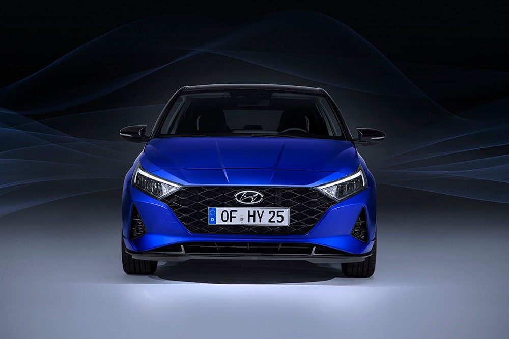 Nuova Hyundai i20: uno sguardo da vicino a connettività, infotainment e  sicurezza 