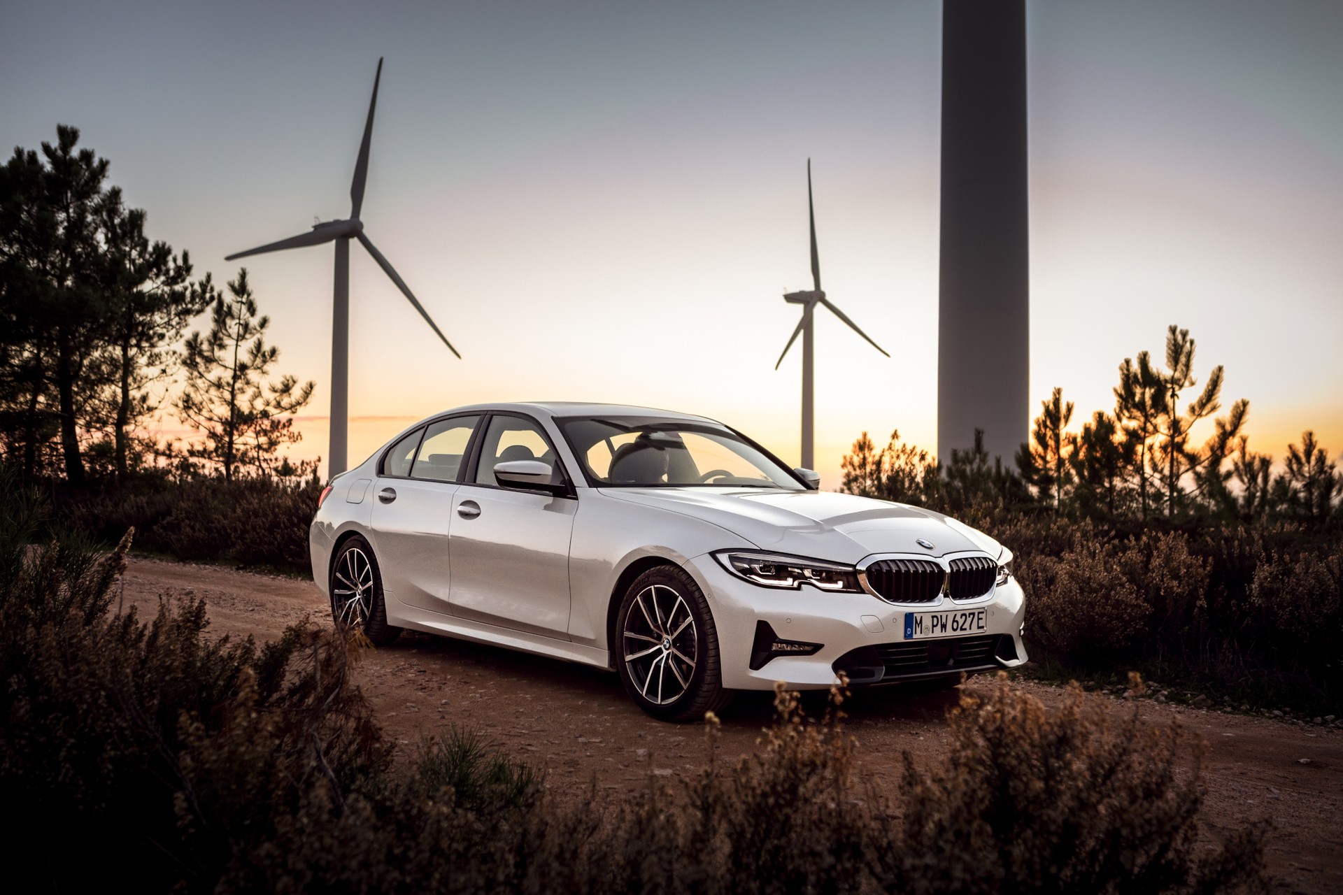 Nuove versioni ibride plug-in per le BMW Serie 3 e 5 