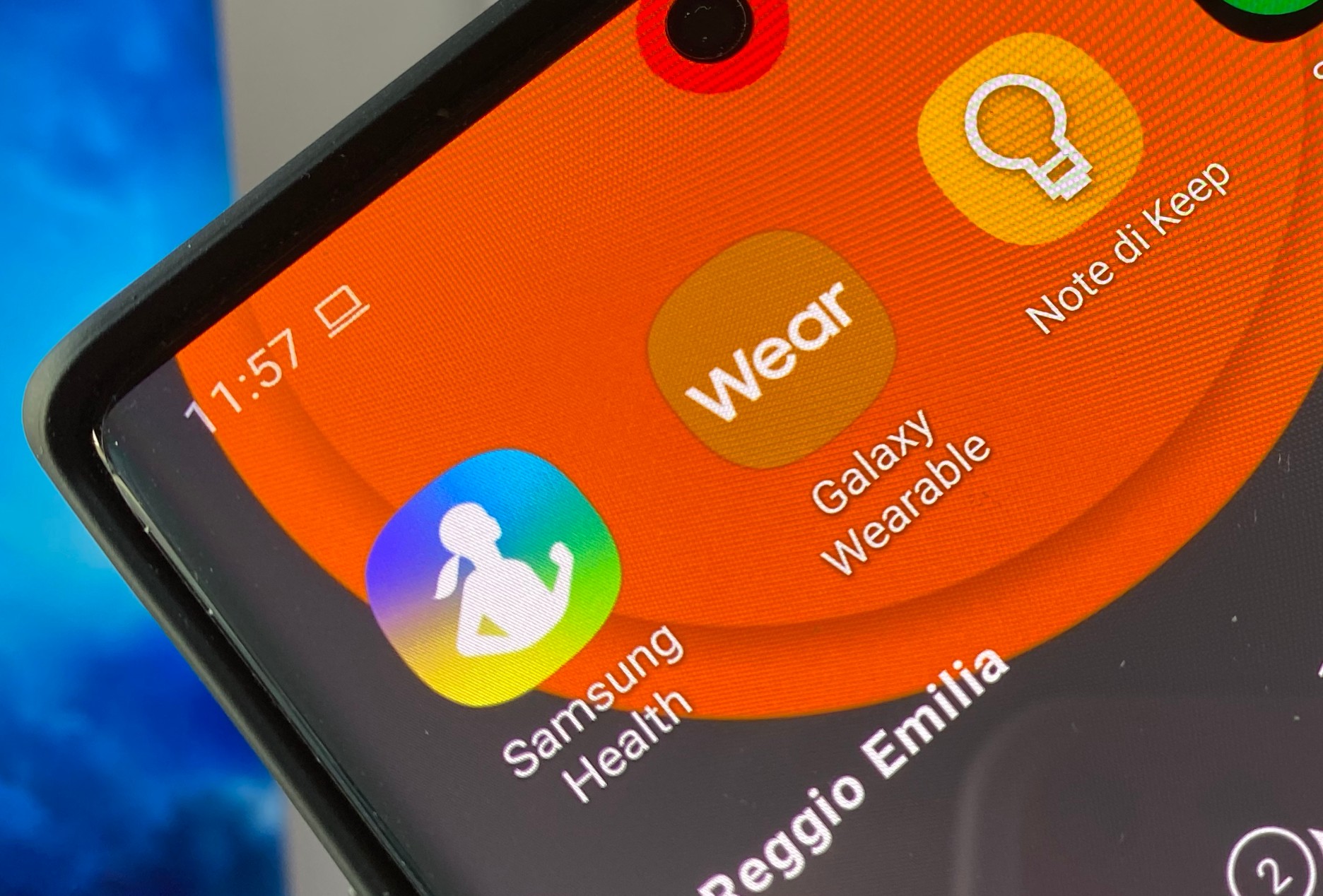 Samsung Health si tinge di scuro: come scaricare la nuova app